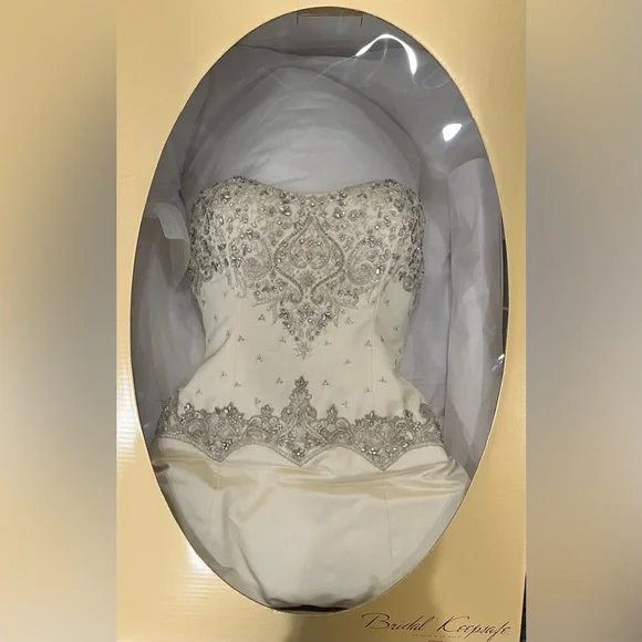 Platinum Priscilla of Boston Elegant Ivory Crystal Embellished Wedding Dress - Picture 11 of 15